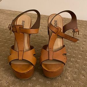SODA Platform Heels